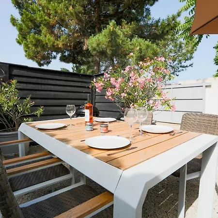 Maison Mitoyenne Cosy Au Grenettes Pour 4 Personnes *